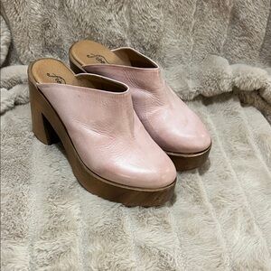 Free People Light Pink Leather Platform Clogs